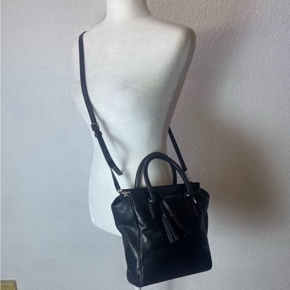 Coach F 48894 Mini Tanner crossbody bags in black - Picture 2 of 10